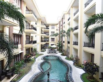 Kuta Town House Apartments - Kuta - Piscine
