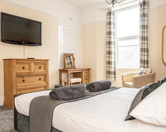 Babbacombe Apartments - Torquay - Bedroom