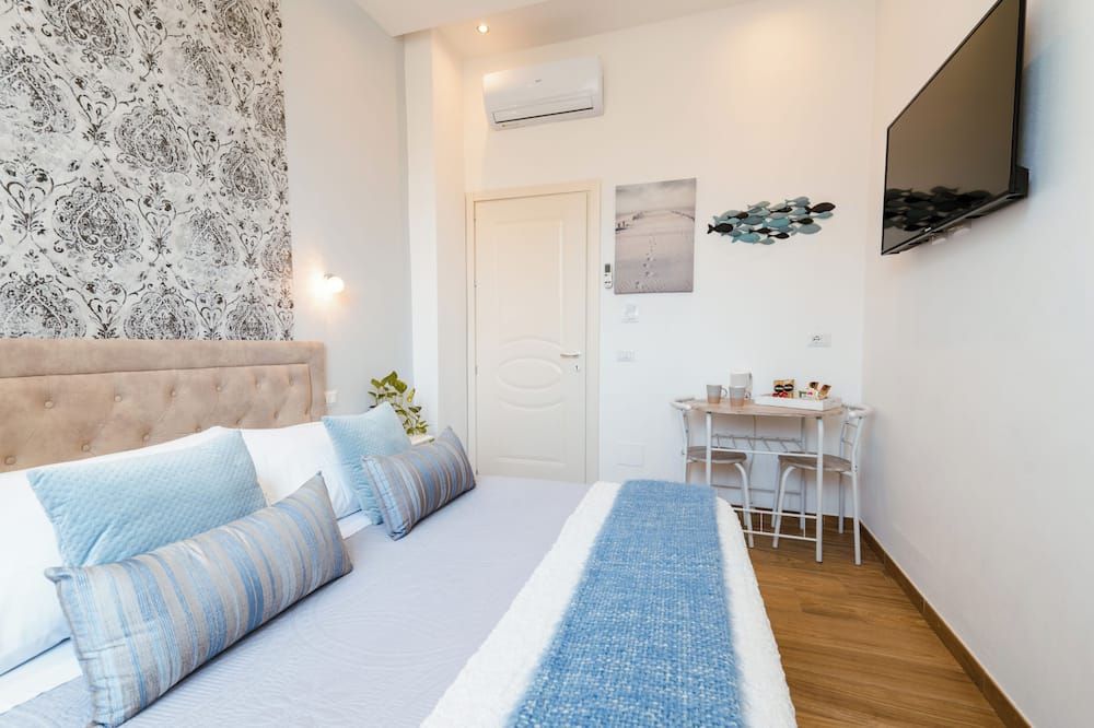 The railway 74 - La Spezia - Habitación