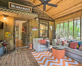 Enchanting Whitney Cabin with Beach and Creek! - Diamondhead - Living room