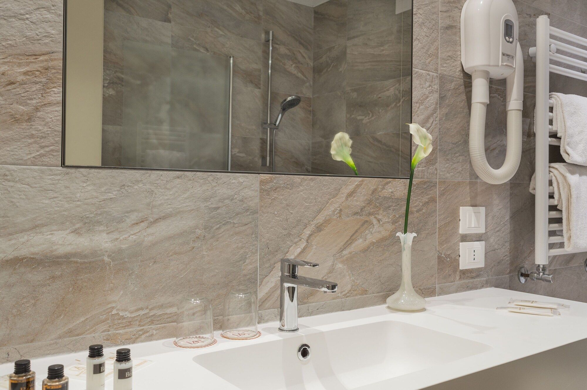 Alexander - Venice - Bathroom