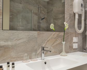 Alexander - Venecia - Baño