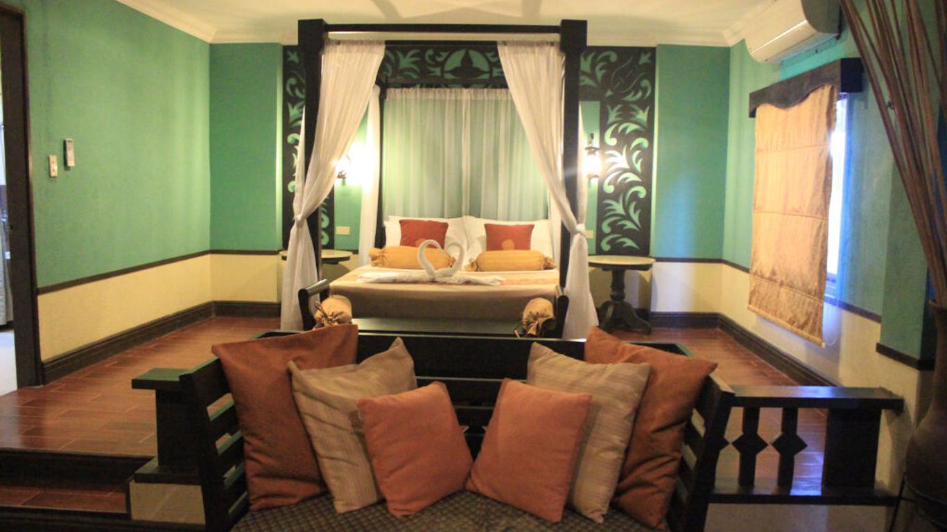 Playa Tropical Resort Hotel