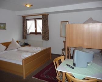 Wengerterstube & Gästezimmer Kern - Oberderdingen - Habitación