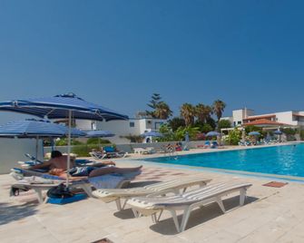 Hotel Tigaki's Star - Tigaki - Pool
