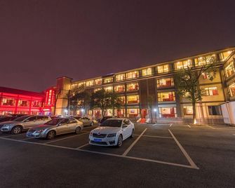 Yafu Hotel - Ya'an - Building