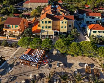Hotel Spongiola - Sibenik - Edificio