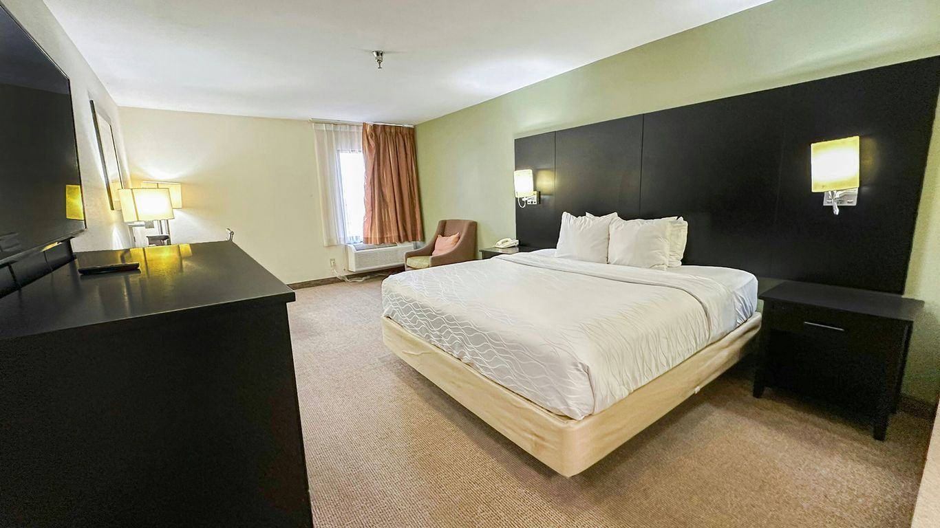 OYO Hotel Rome West Ga