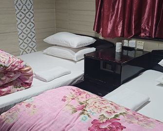 Everest Base Cam Hostel - Hong Kong