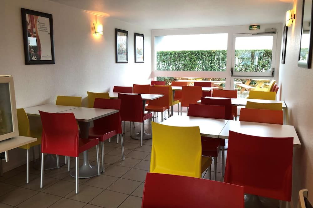 Première Classe Mâcon Sud