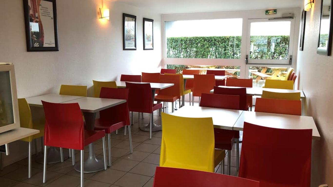 Première Classe Mâcon Sud