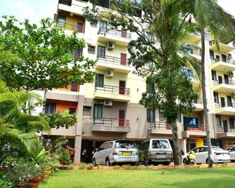 Leisure Vacations Westend - Karwar - Building