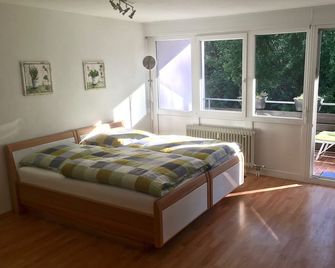 Apartment at the spa park - Waldbronn - Bedroom