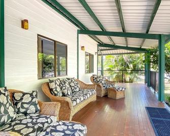 Cool Waters at Horseshoe Bay - Magnetic Island - Patio