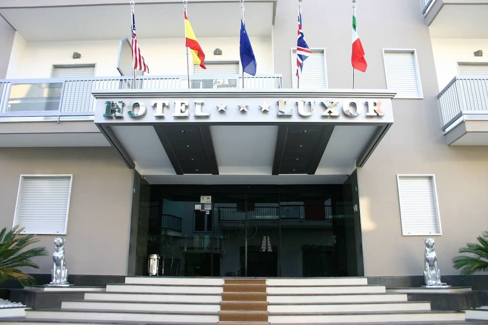 Luxor Hotel - Napoli - Bygning