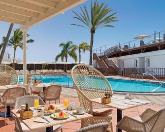 Plus Fariones Apartamentos - Puerto del Carmen - Piscina