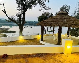 Ken Resort - Panna - Building