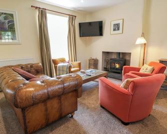 Kilnmark Farmhouse - Thornhill - Wohnzimmer