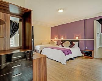 Kinloch Arms Hotel - Carnoustie - Slaapkamer