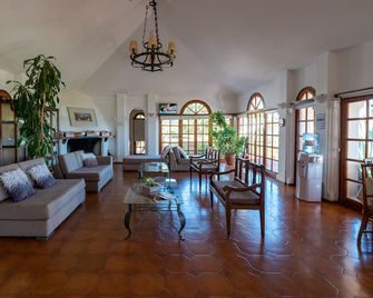 La Posada Del Qenti - Villa Carlos Paz - Olohuone