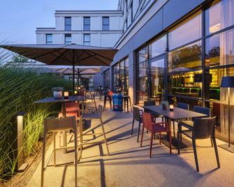 Dorint Parkhotel Frankfurt / Bad Vilbel - Bad Vilbel - Binnenhof