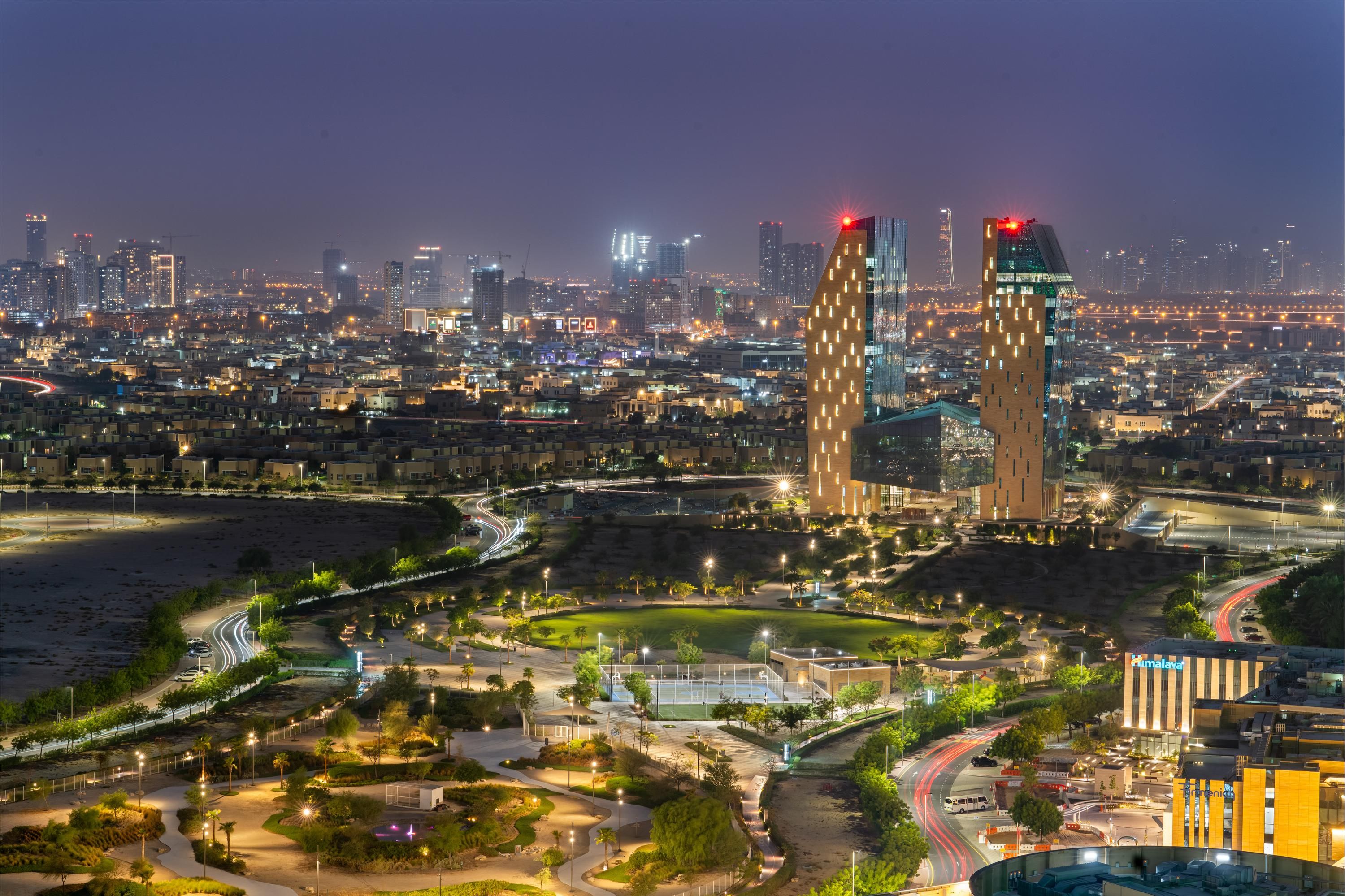 Holiday Inn & Suites Dubai Science Park By IHG thumbnail 3