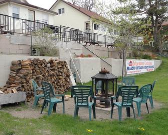 Edgewater Cottages - Wasaga Beach - Patio