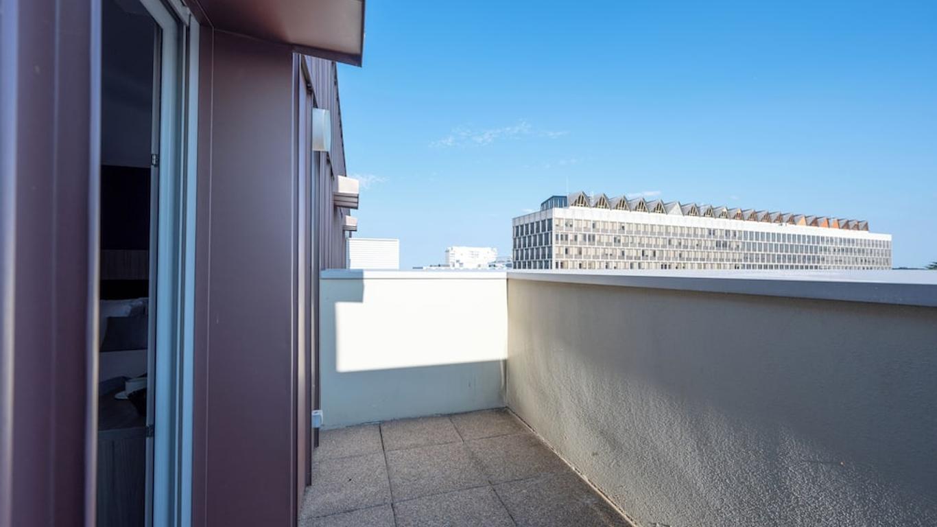 Nemea Appart Hotel Quai Victor Tours Centre