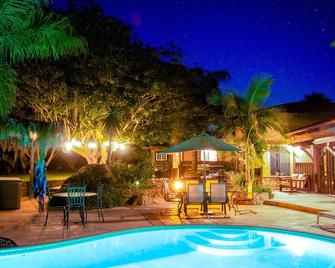 Coral Tree House - Fallbrook - Bazén