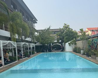 Pu inn resort - Ayutthaya - Pool