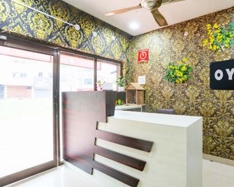Hotel O Rewansh in - Bhilai - Front desk