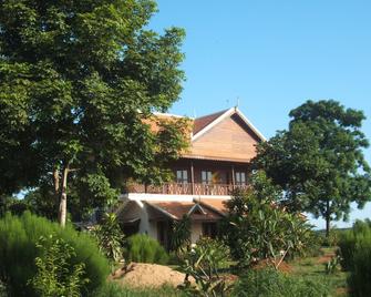 Green Plateau Lodge - Banlung - Edificio