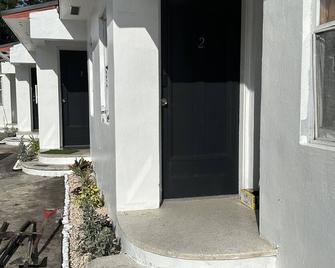 Villa Clara Suite - Little Havana - Miami - Rakennus
