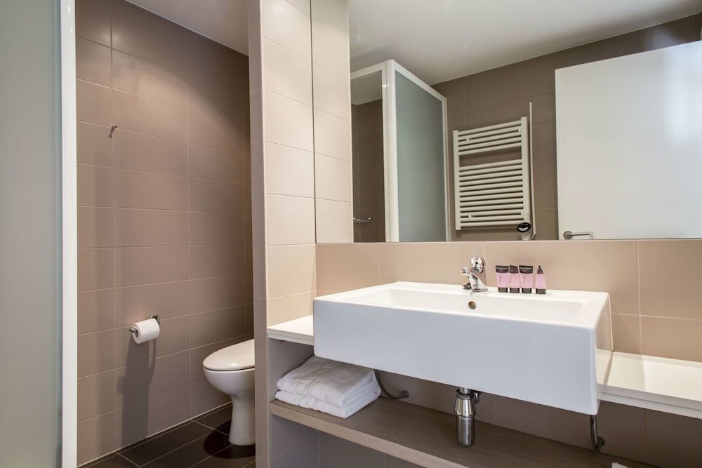 Residencia Universitaria Damia Bonet - ולנסיה - חדר רחצה