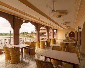 Lake View Hotel & Resort - Jodhpur - Restaurant