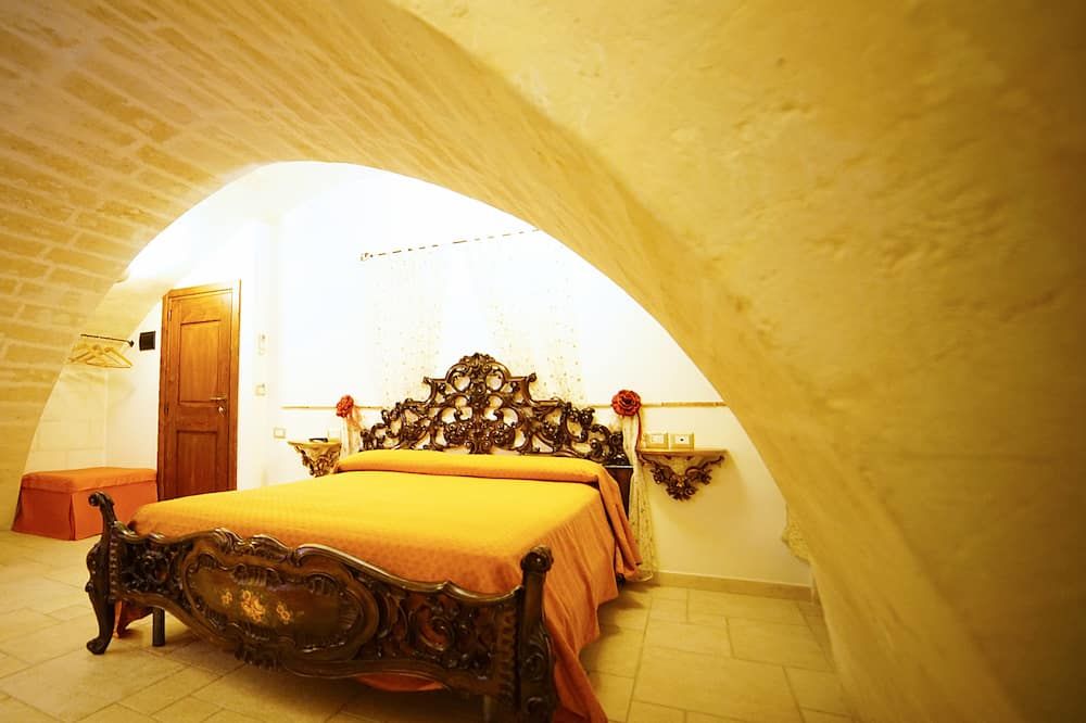 B&B Del Castelvecchio - מאטרה - חדר שינה