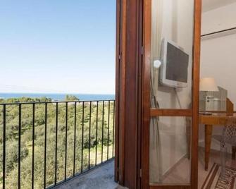 Casale Belvedere vista mare - Valderice - Balcón