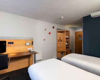 Holiday Inn Express Newcastle City Centre by IHG - Newcastle upon Tyne - Κρεβατοκάμαρα