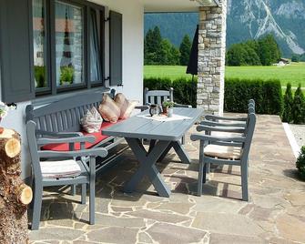 Gästehaus Pointner - רופולדינג - פטיו