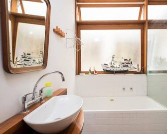 Casa da Gente - Rio de Janeiro - Kamar Mandi