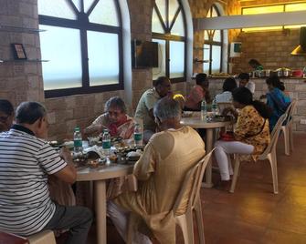 La Maison Pondichery - Pondicherry - Restaurant