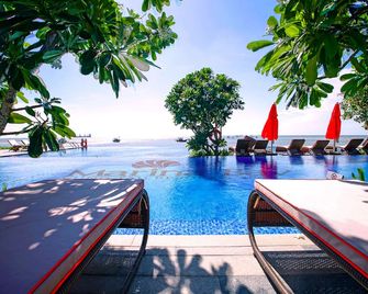Marina Bay Vung Tau Resort & Spa - Vung Tau - Basen