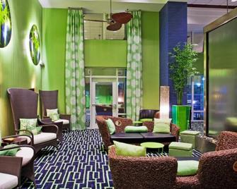 Holiday Inn Express & Suites Orlando - Apopka - Apopka - Lounge