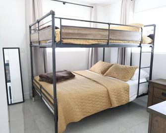 Great Luxe House Near Downtown & Marina In Miami - Miami - Bedroom