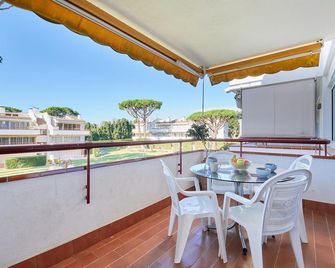 Apartment in Spain near Sandy Beach - Calella de Palafrugell - Balkon