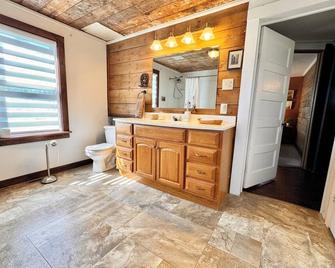 #1 Place To Stay In Ava - We Love Our Guest! - Ava