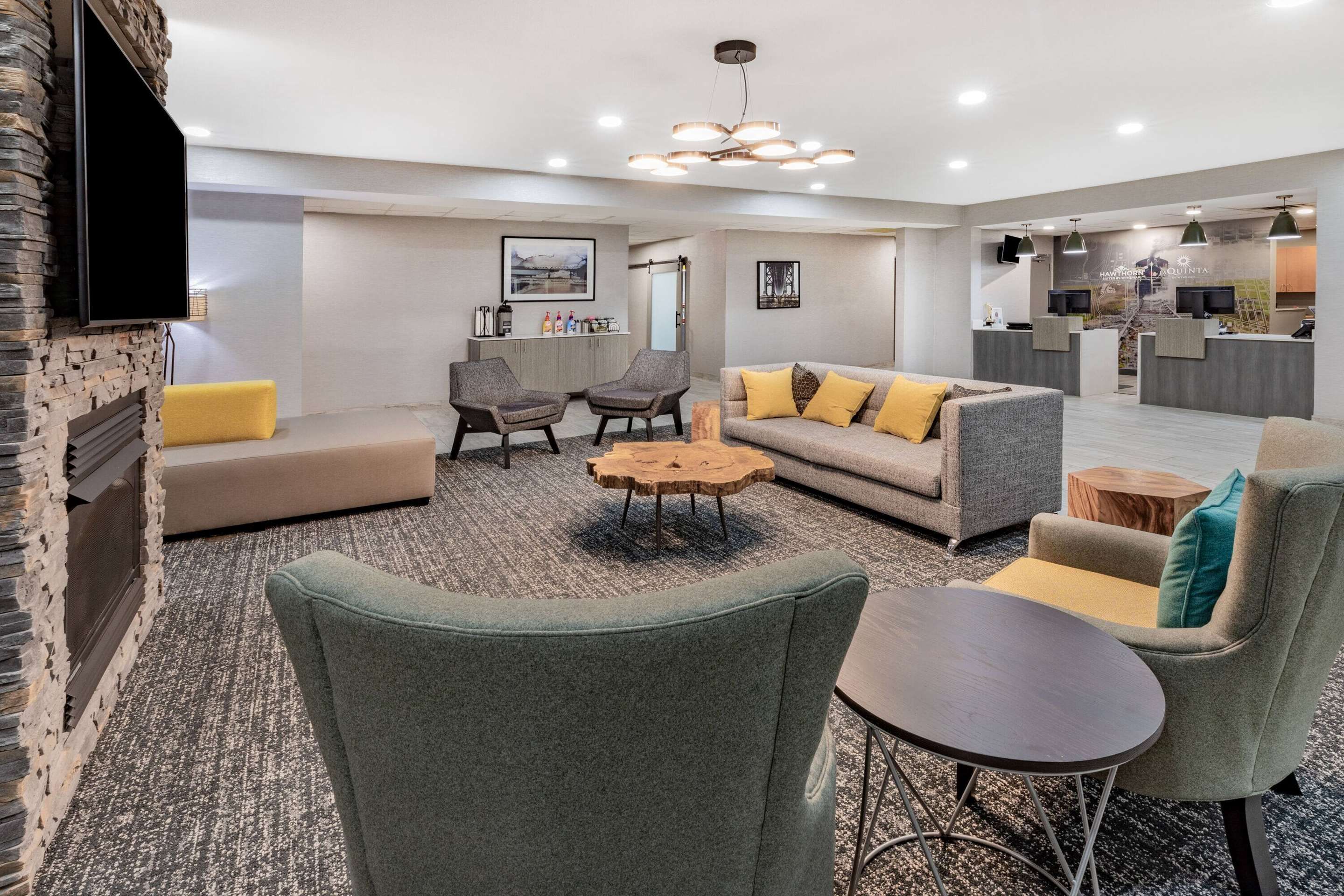 Hawthorn Extended Stay by Wyndham Ardmore - Ardmore - Salónek