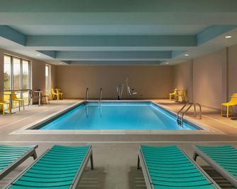 Home2 Suites by Hilton Chantilly Dulles Airport - Chantilly - Pool