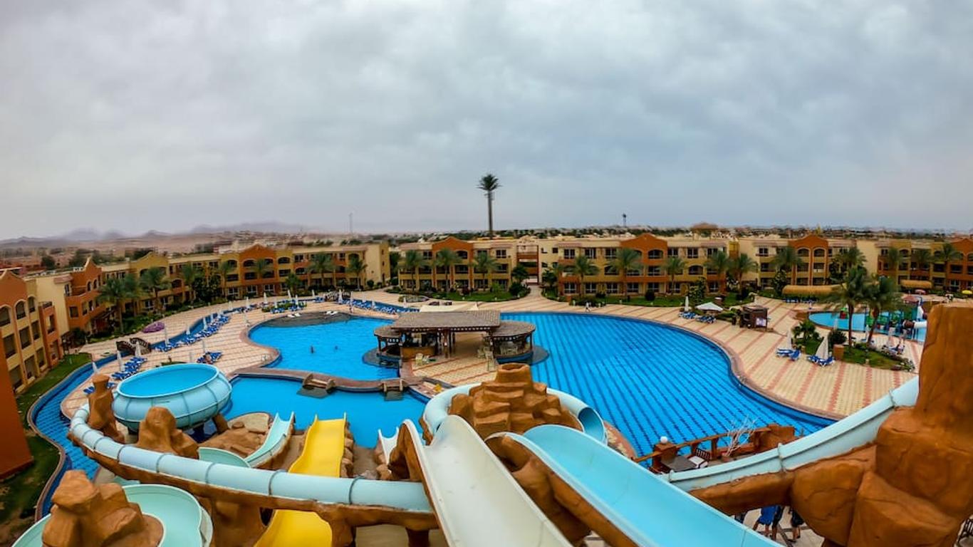 Regency Plaza Aqua Park and Spa Resort