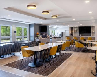 Microtel Inn & Suites by Wyndham Kanata Ottawa West - Ottawa - Restaurant